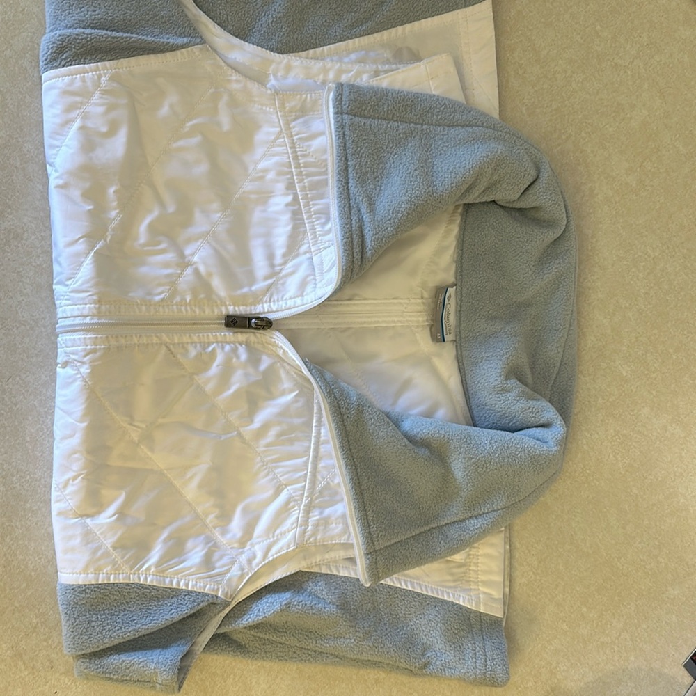 Columbia Vest